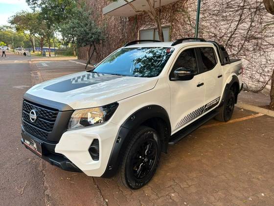NISSAN FRONTIER 2.3 16V TURBO DIESEL ATTACK CD 4X4 AUTOMÁTICO
